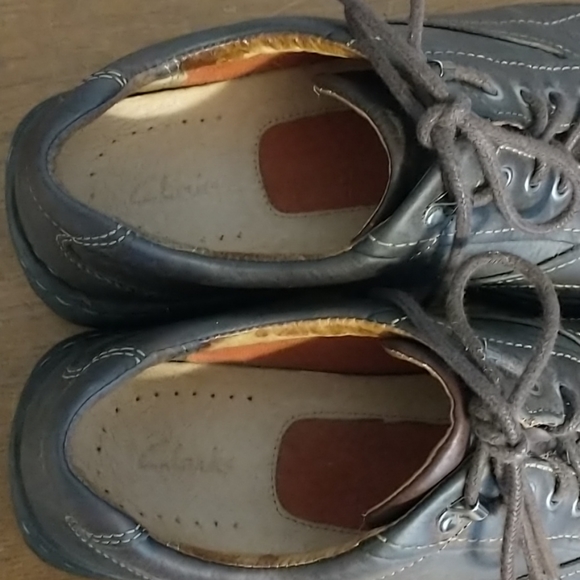 🎉Host Pick🎉 Mens Clarks Shoes - Picture 7 of 8